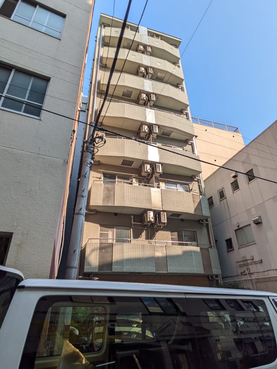 v20251011150702/fresh/building/J00100418376_5
