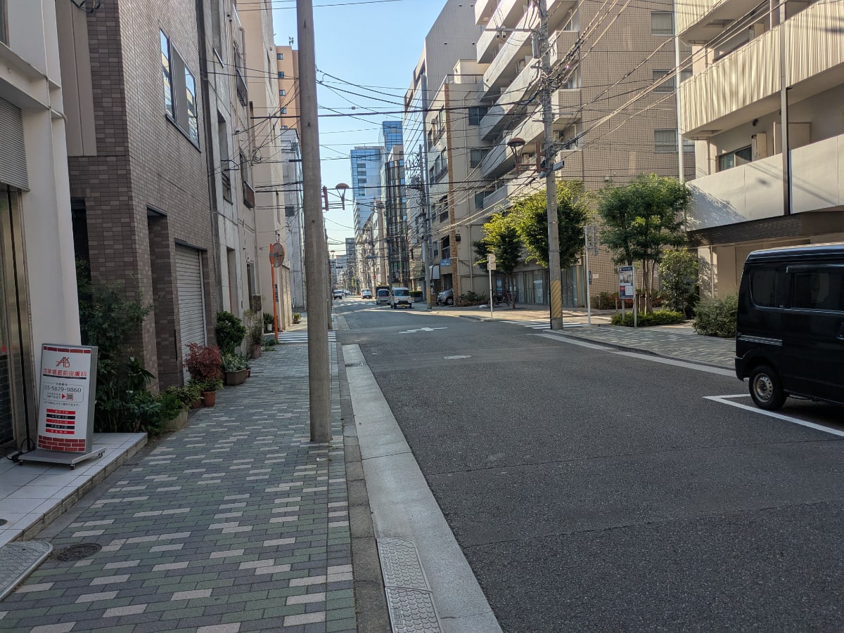 v20251011150702/fresh/building/J00100420232_14
