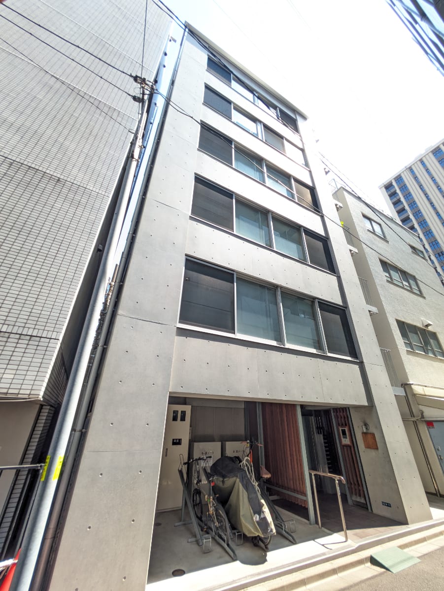 v20251011150702/fresh/building/J00100425313_5