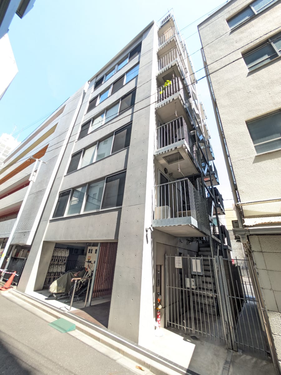 v20251011150702/fresh/building/J00100425313_7