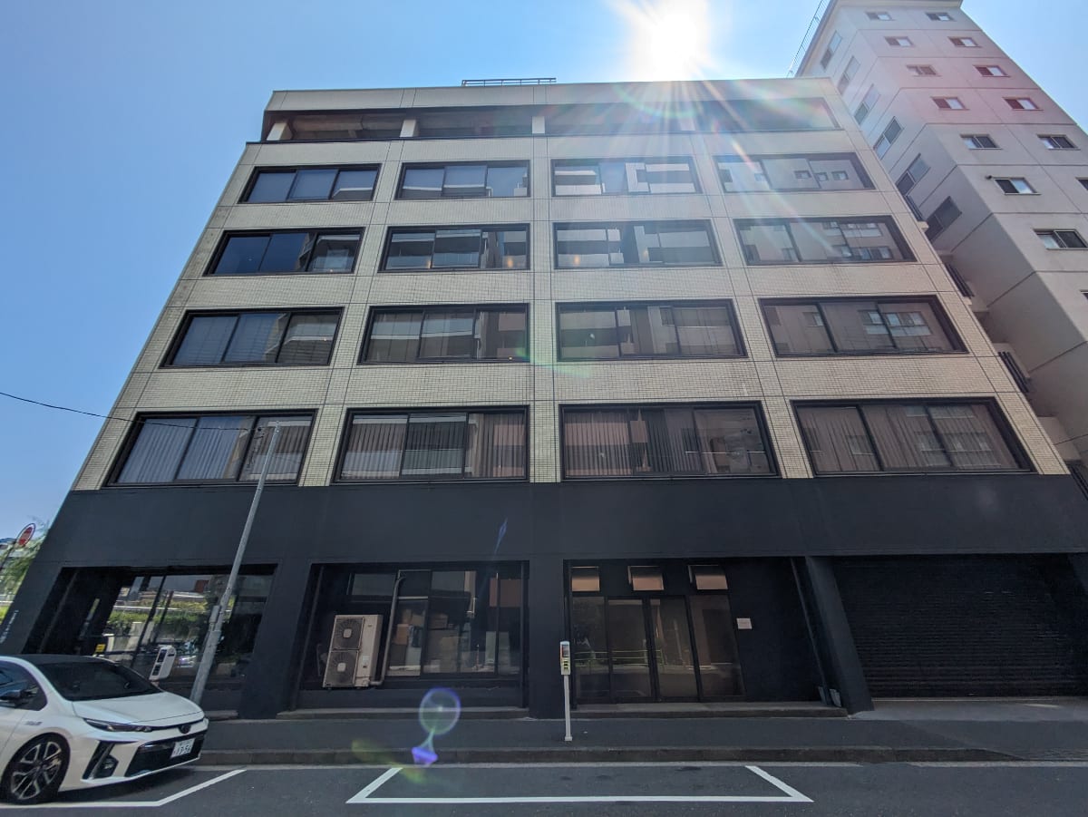 v20251011150702/fresh/building/J00100428758_20