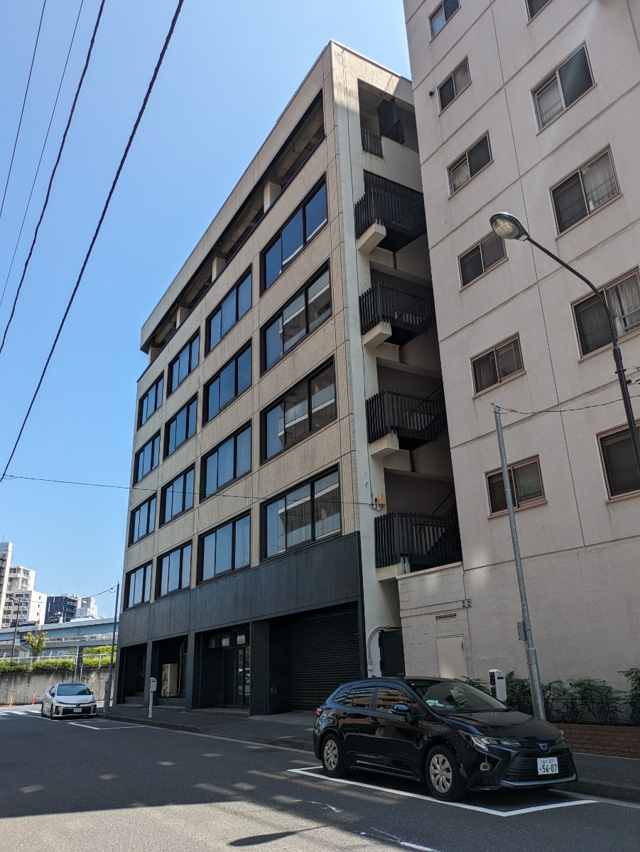 v20251011150702/fresh/building/J00100428758_22