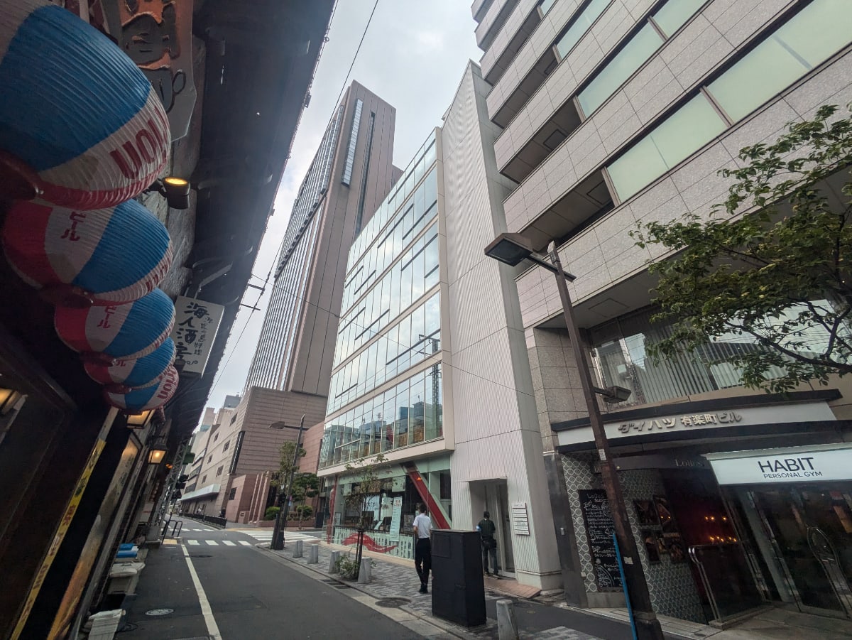 v20251011150702/fresh/building/J00100435483_7
