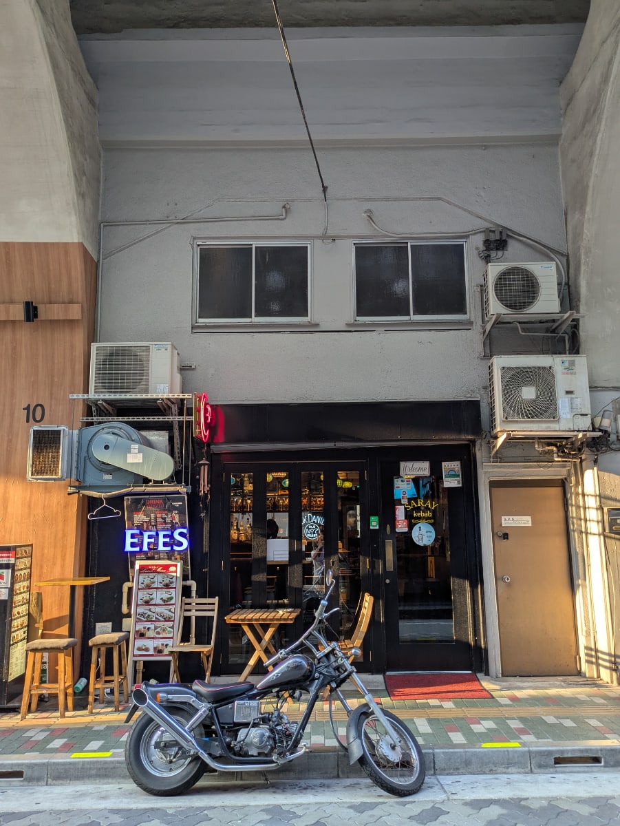 v20251011150702/fresh/building/J00100476262_1