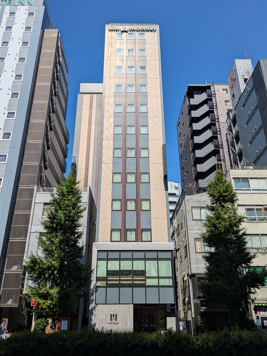 v20251011150702/fresh/building/J00100479318_1