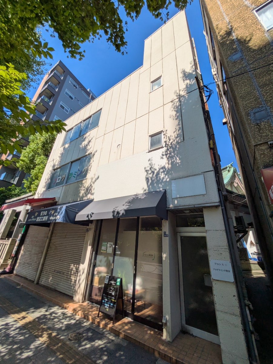 v20251011150702/fresh/building/J00100607979_6