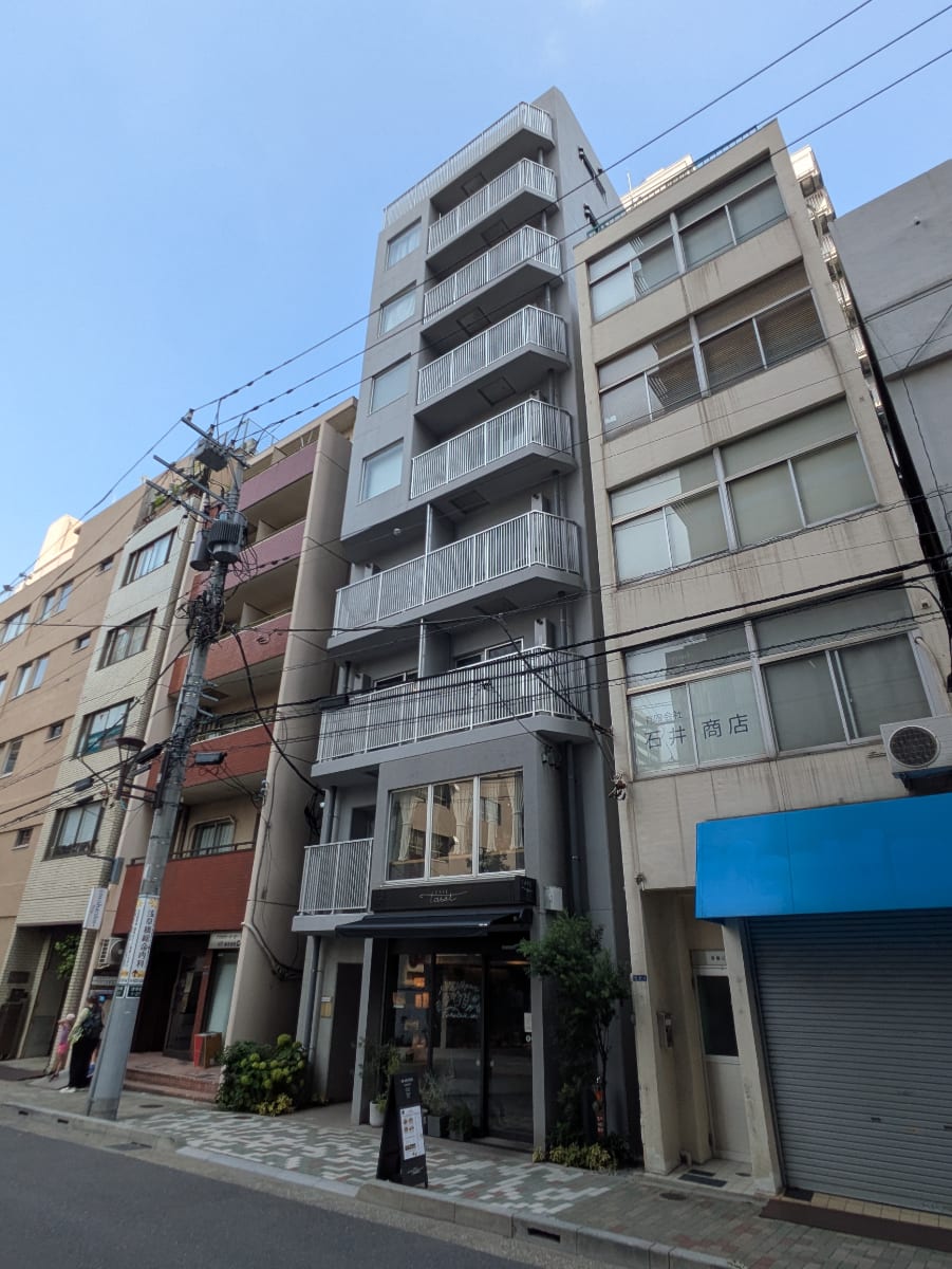 v20251011150702/fresh/building/J00100608910_5