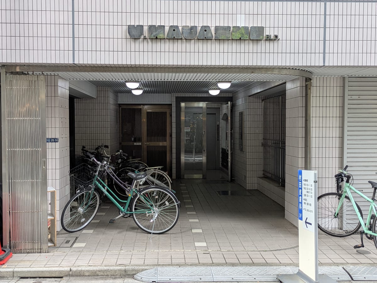 v20251012150813/fresh/building/J00100359162_3