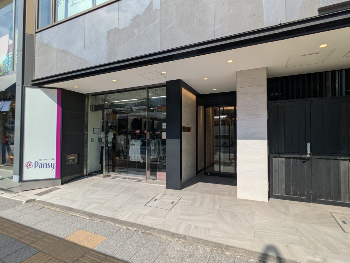 v20251012150813/fresh/building/J00100365239_21