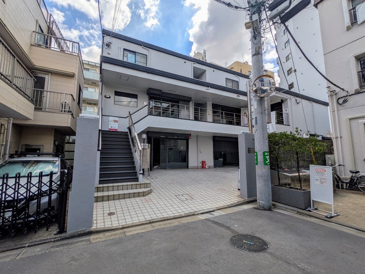 v20251012150813/fresh/building/J00100365471_1