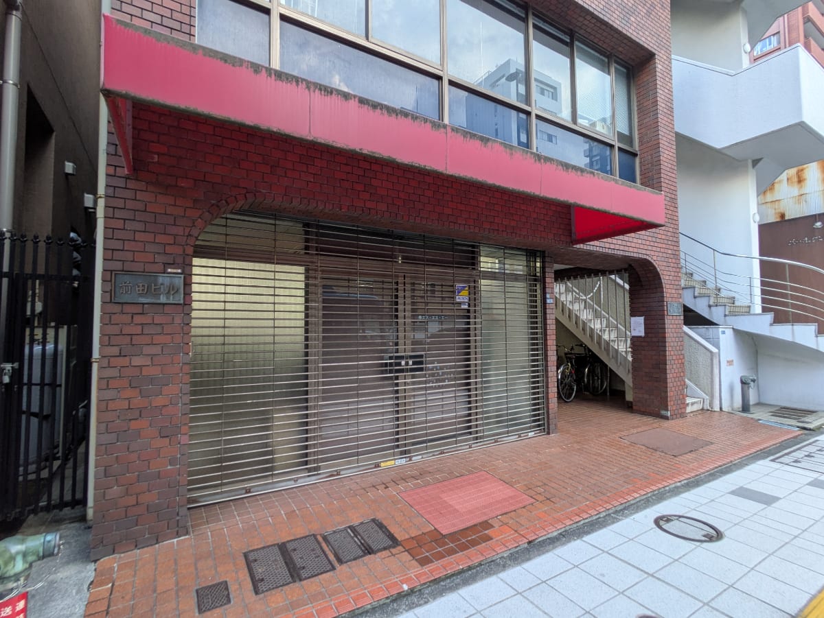 v20251012150813/fresh/building/J00100369328_12