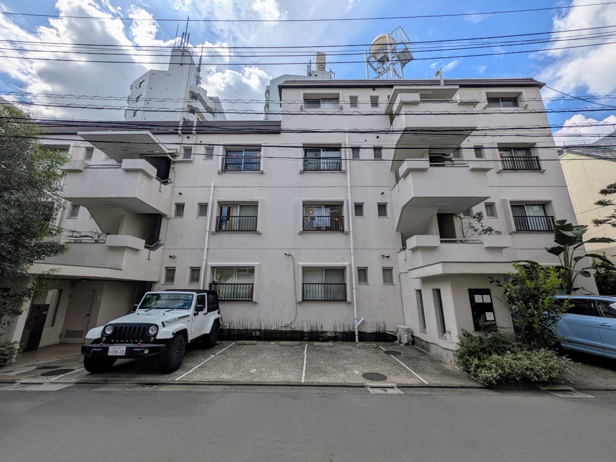 v20251012150813/fresh/building/J00100371066_1