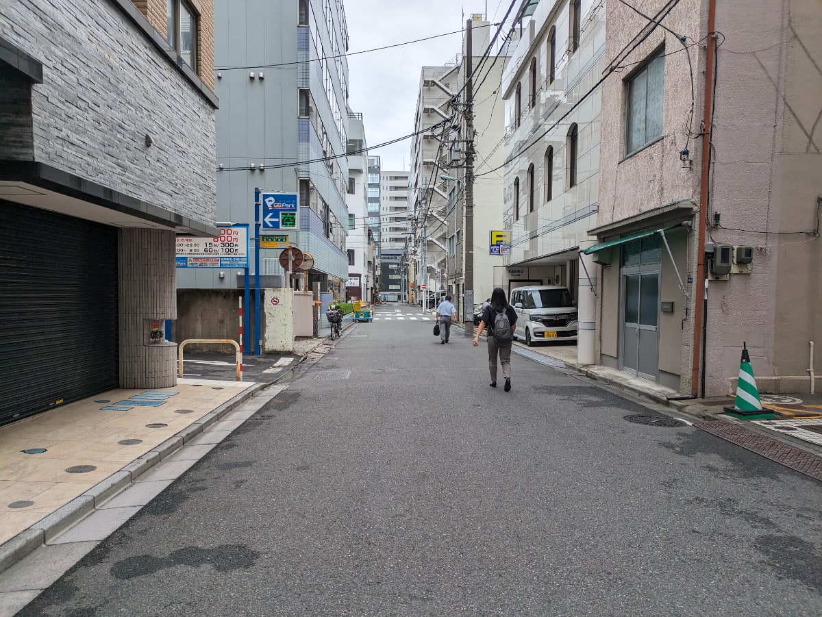 v20251012150813/fresh/building/J00100371148_2