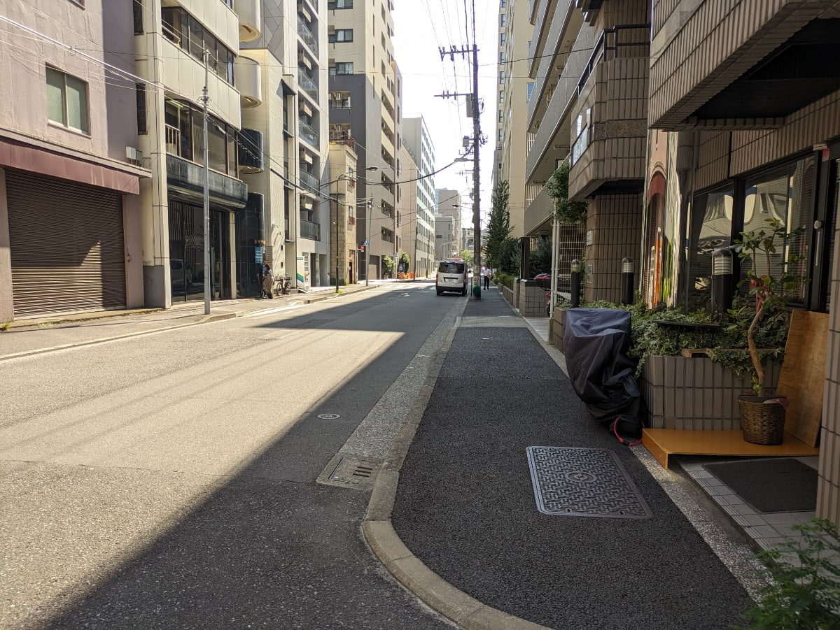 v20251012150813/fresh/building/J00100374229_2