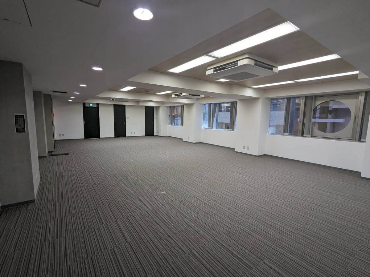 v20251012150813/fresh/building/J00100378559_11