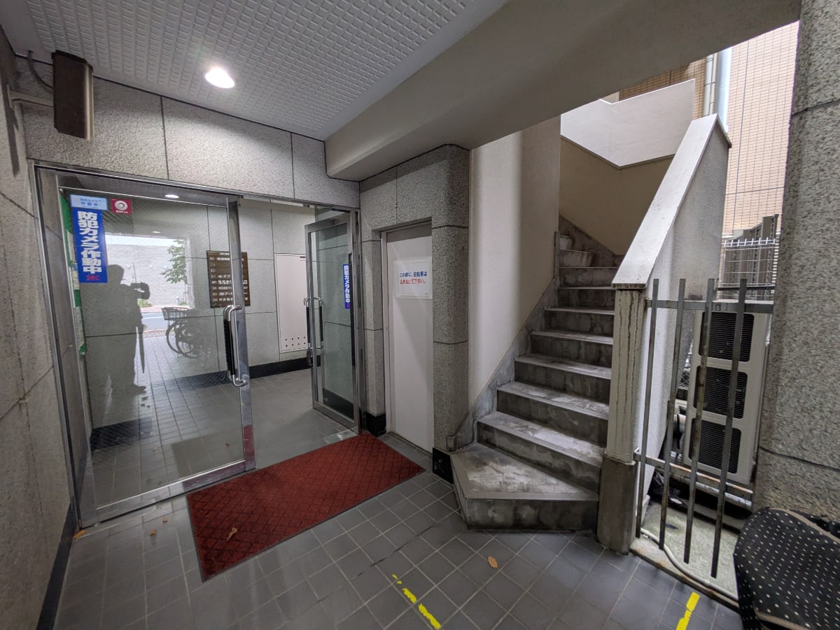v20251012150813/fresh/building/J00100379209_12