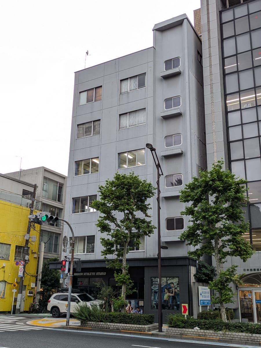 v20251012150813/fresh/building/J00100379368_5