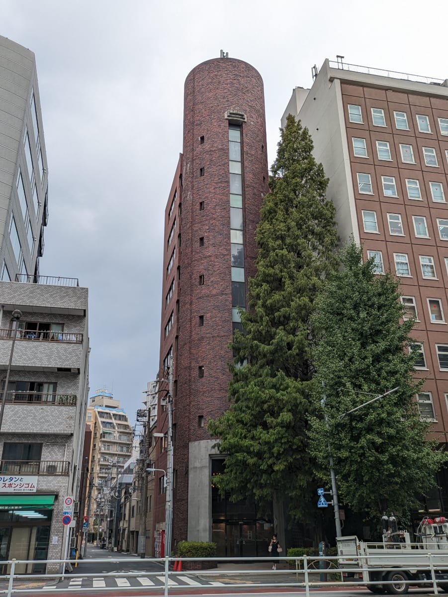 v20251012150813/fresh/building/J00100380336_1