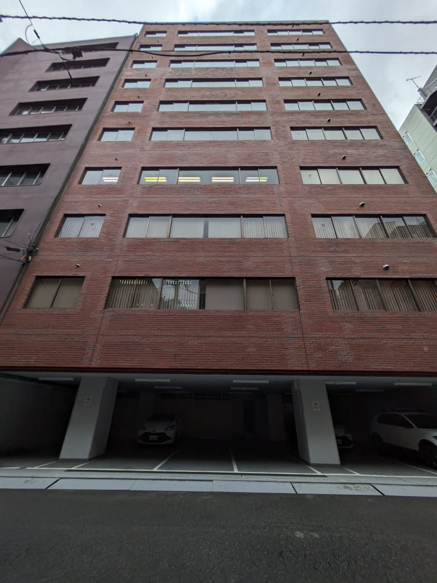 v20251012150813/fresh/building/J00100380336_9