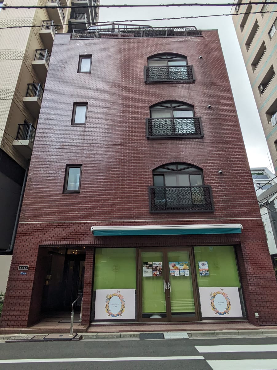 v20251012150813/fresh/building/J00100381836_1