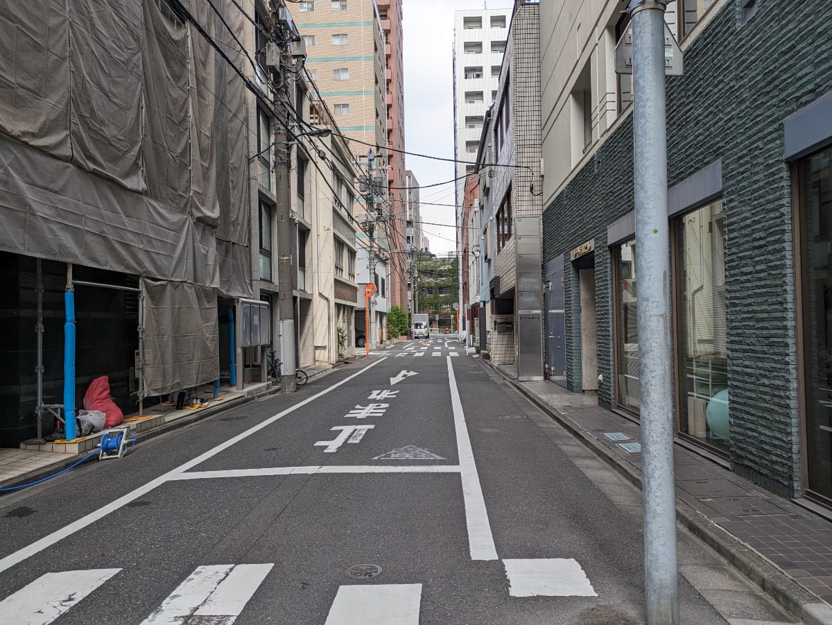 v20251012150813/fresh/building/J00100381837_20