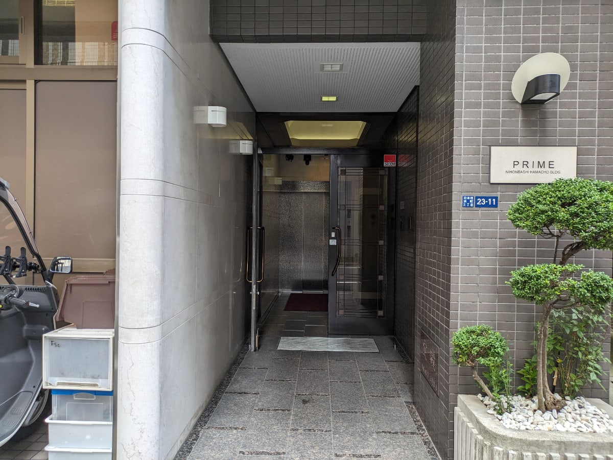v20251012150813/fresh/building/J00100381847_3