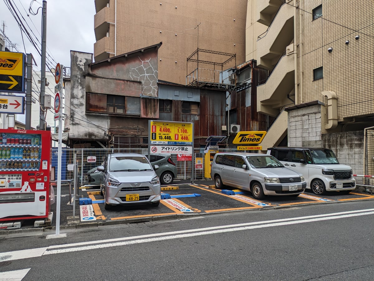 v20251012150813/fresh/building/J00100382861_8
