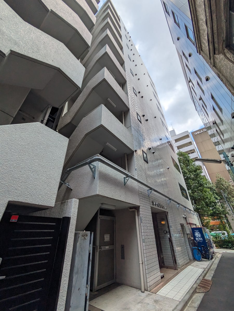 v20251012150813/fresh/building/J00100382890_7