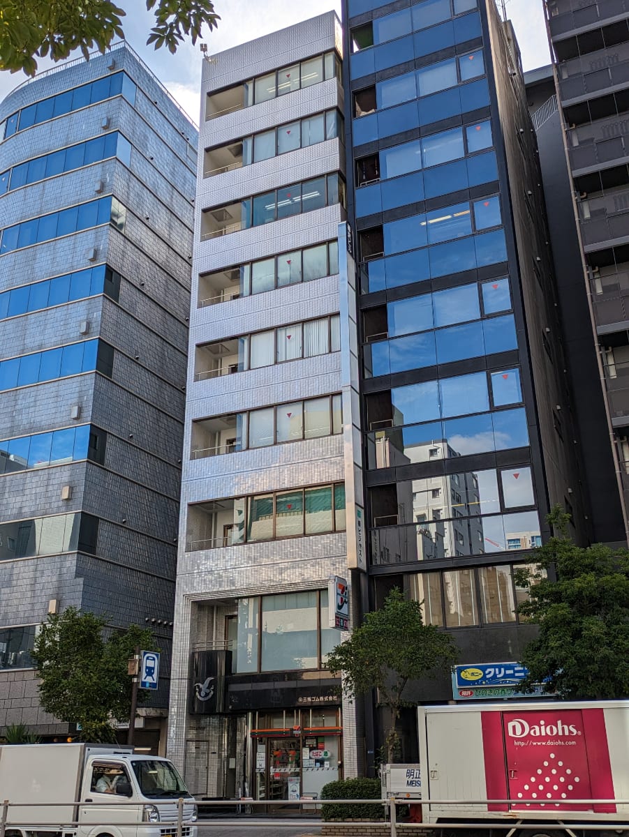 v20251012150813/fresh/building/J00100382892_5