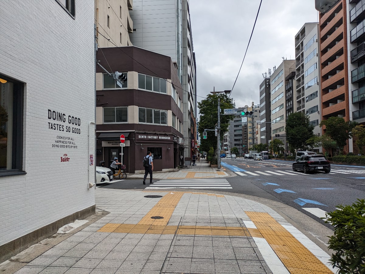 v20251012150813/fresh/building/J00100382913_2