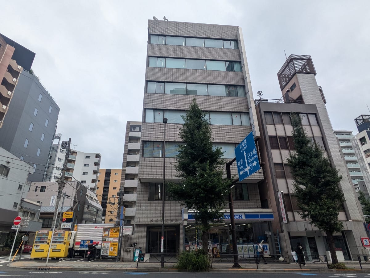 v20251012150813/fresh/building/J00100383024_1