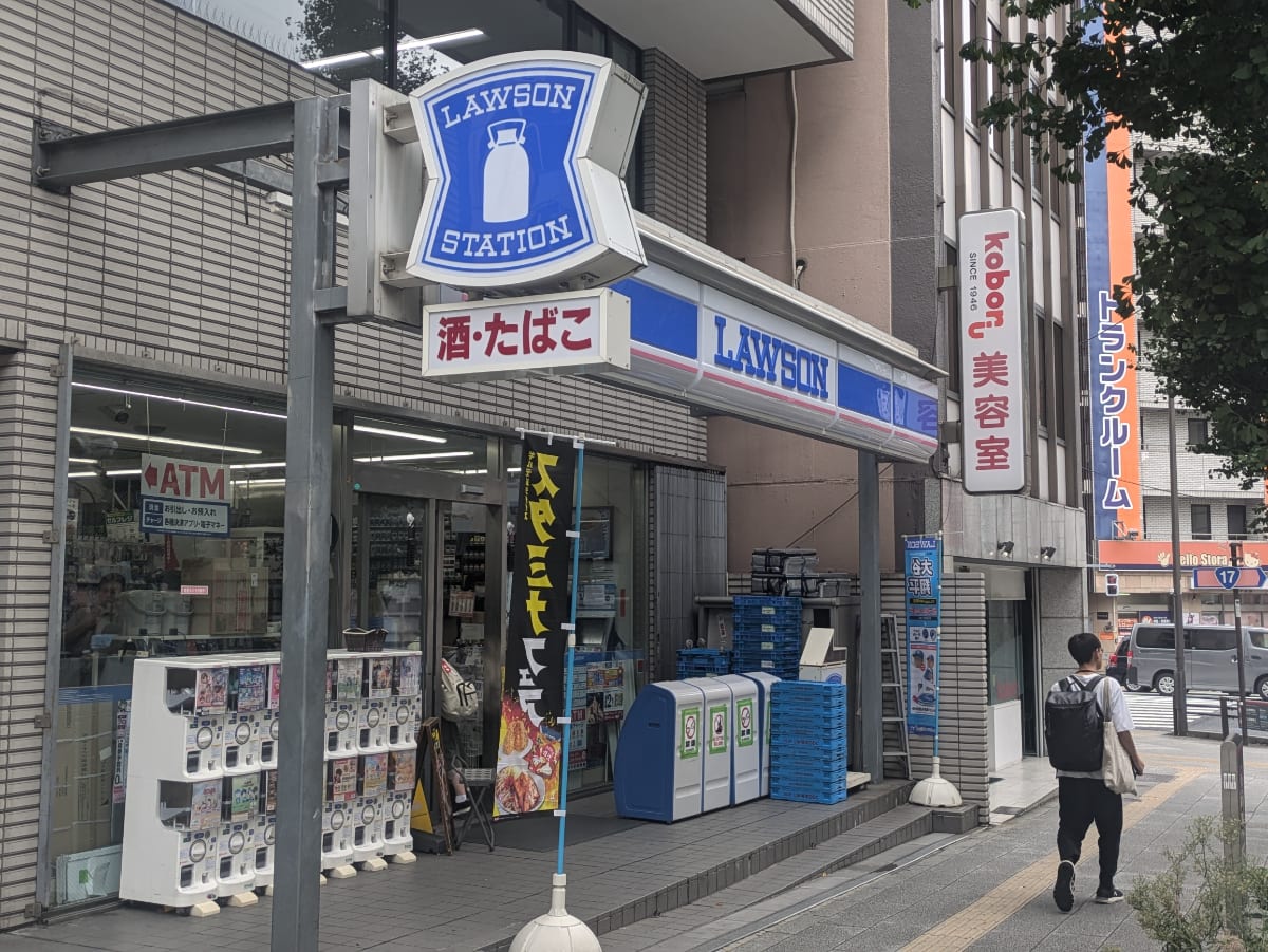 v20251012150813/fresh/building/J00100383024_19