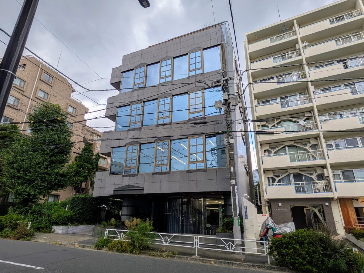 v20251012150813/fresh/building/J00100385332_8