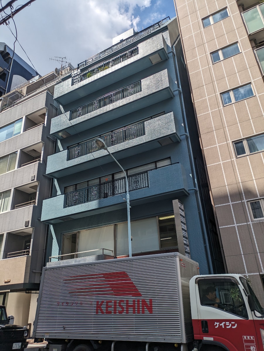 v20251012150813/fresh/building/J00100389106_5