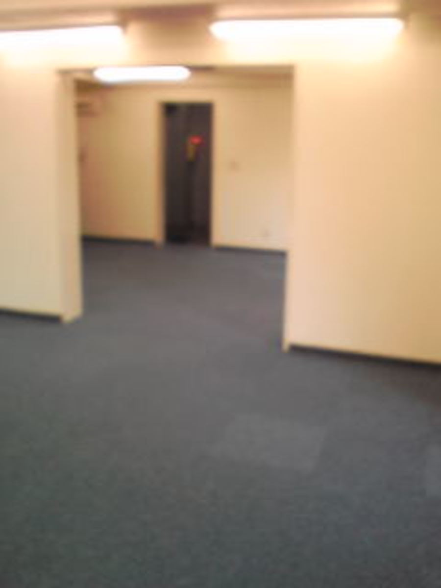 v20251012150813/fresh/building/J00100392903_5