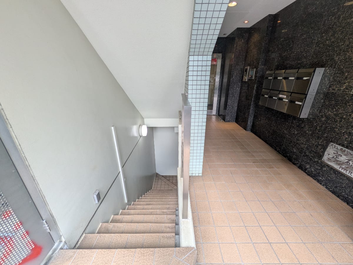 v20251012150813/fresh/building/J00100402416_10