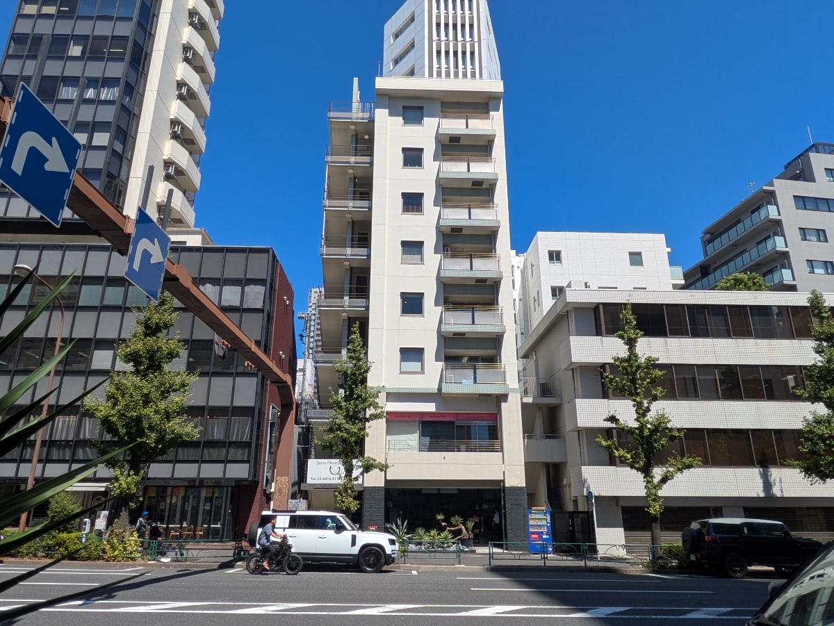 v20251012150813/fresh/building/J00100402416_6