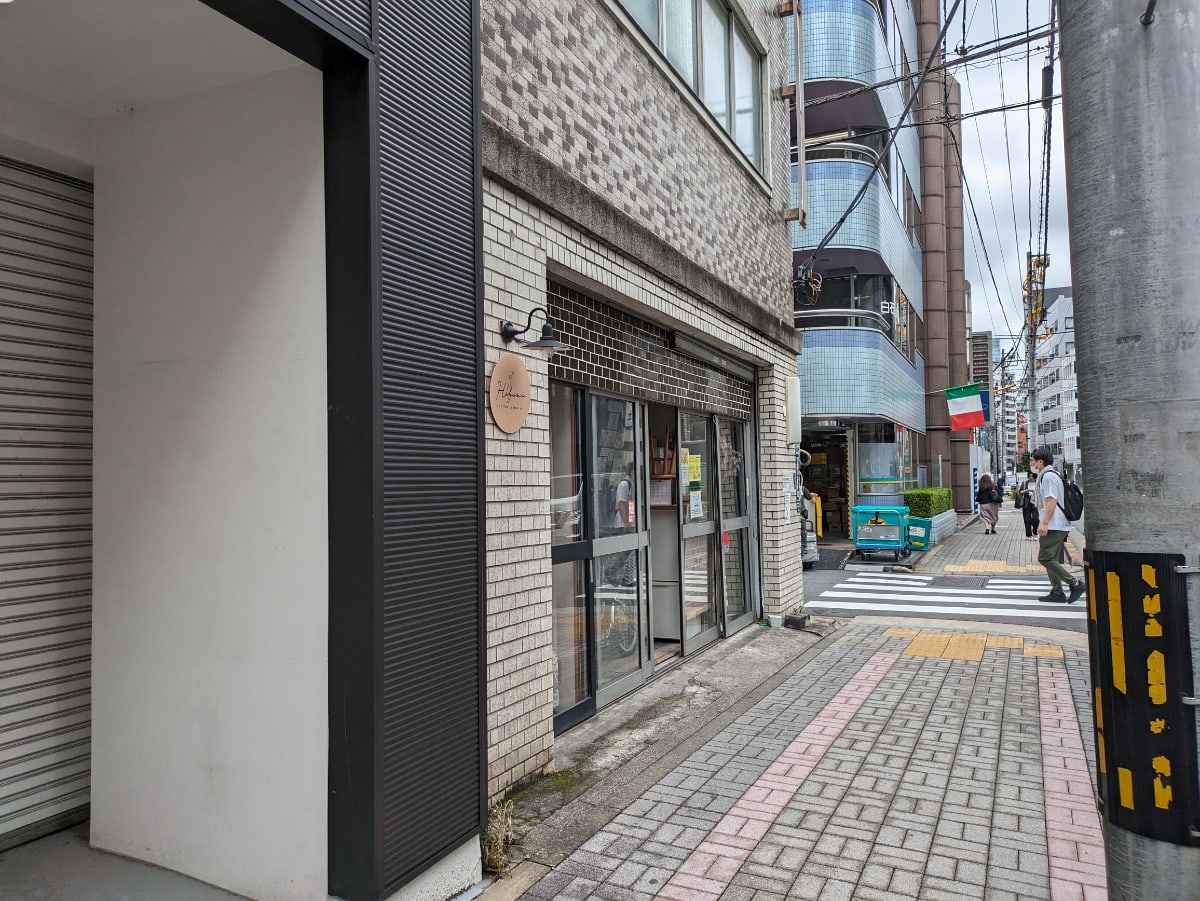v20251012150813/fresh/building/J00100404006_8