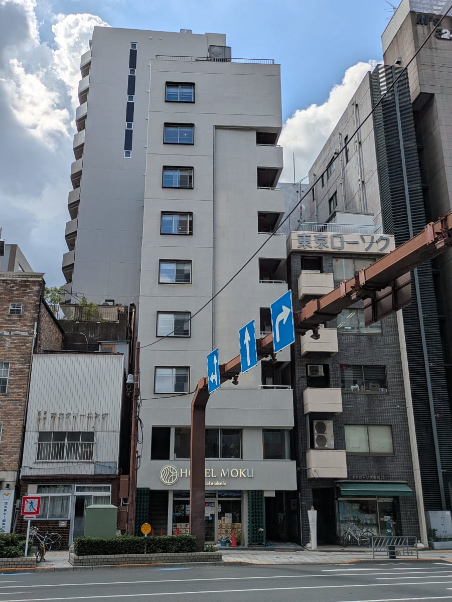 v20251012150813/fresh/building/J00100408277_1