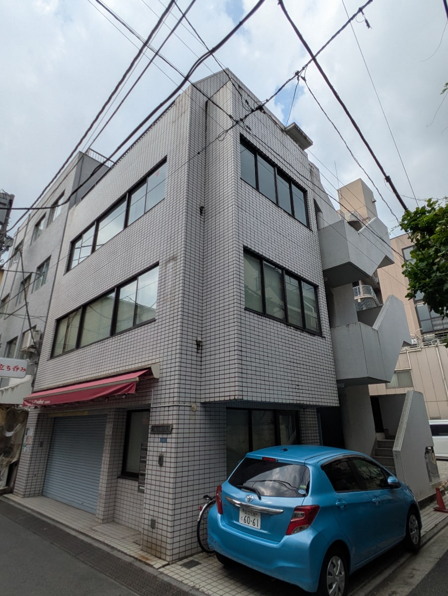 v20251012150813/fresh/building/J00100418394_7