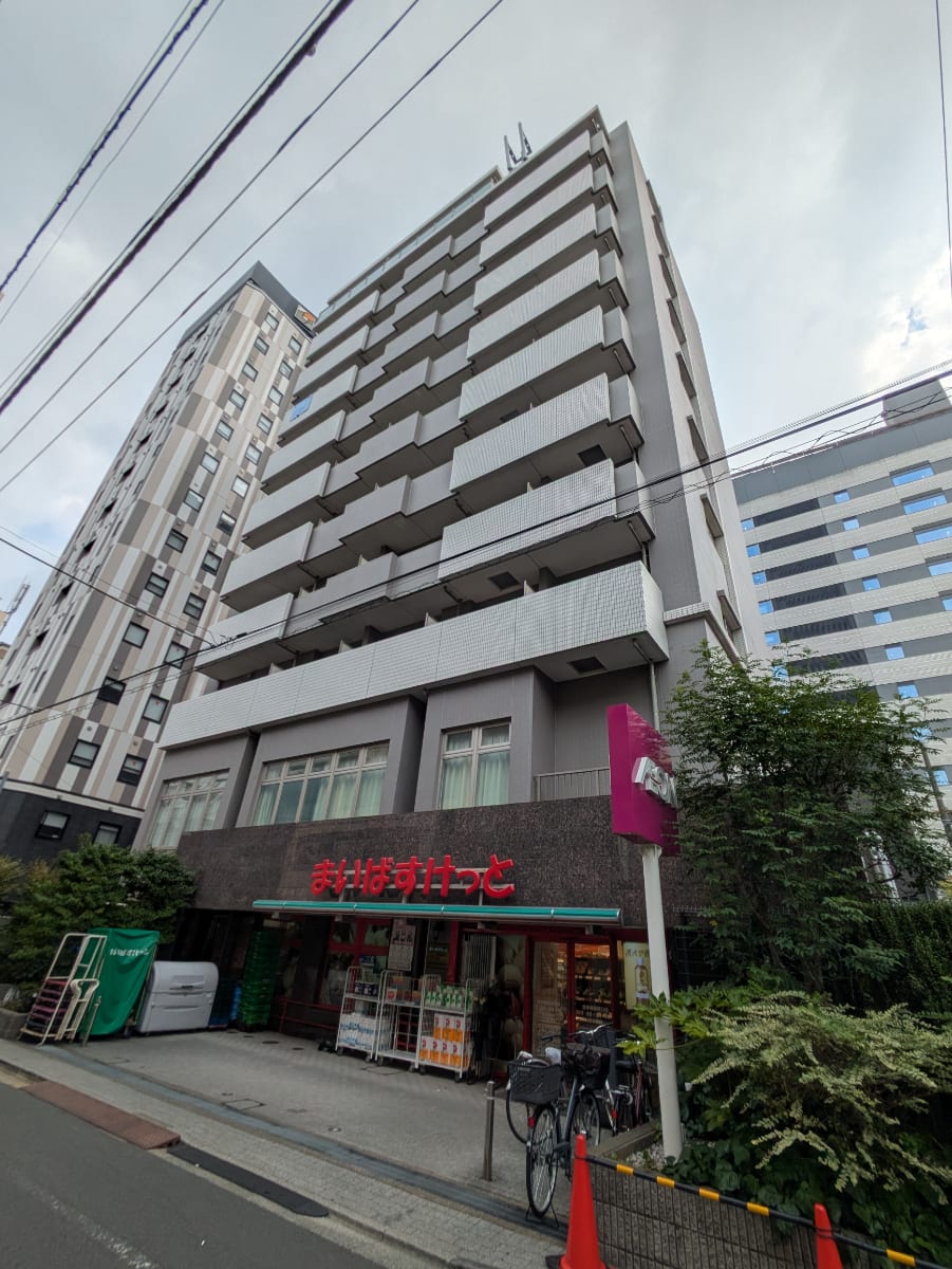 v20251012150813/fresh/building/J00100494402_8