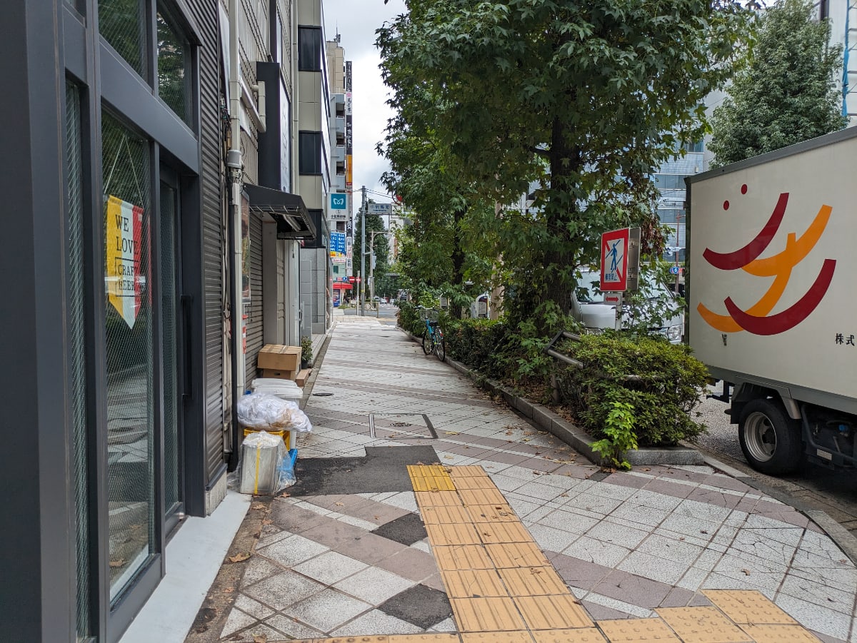 v20251012150813/fresh/building/J00100507607_2