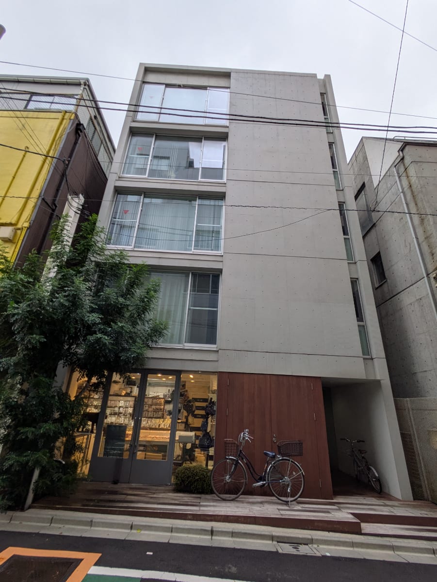 v20251012150813/fresh/building/J00100509212_1