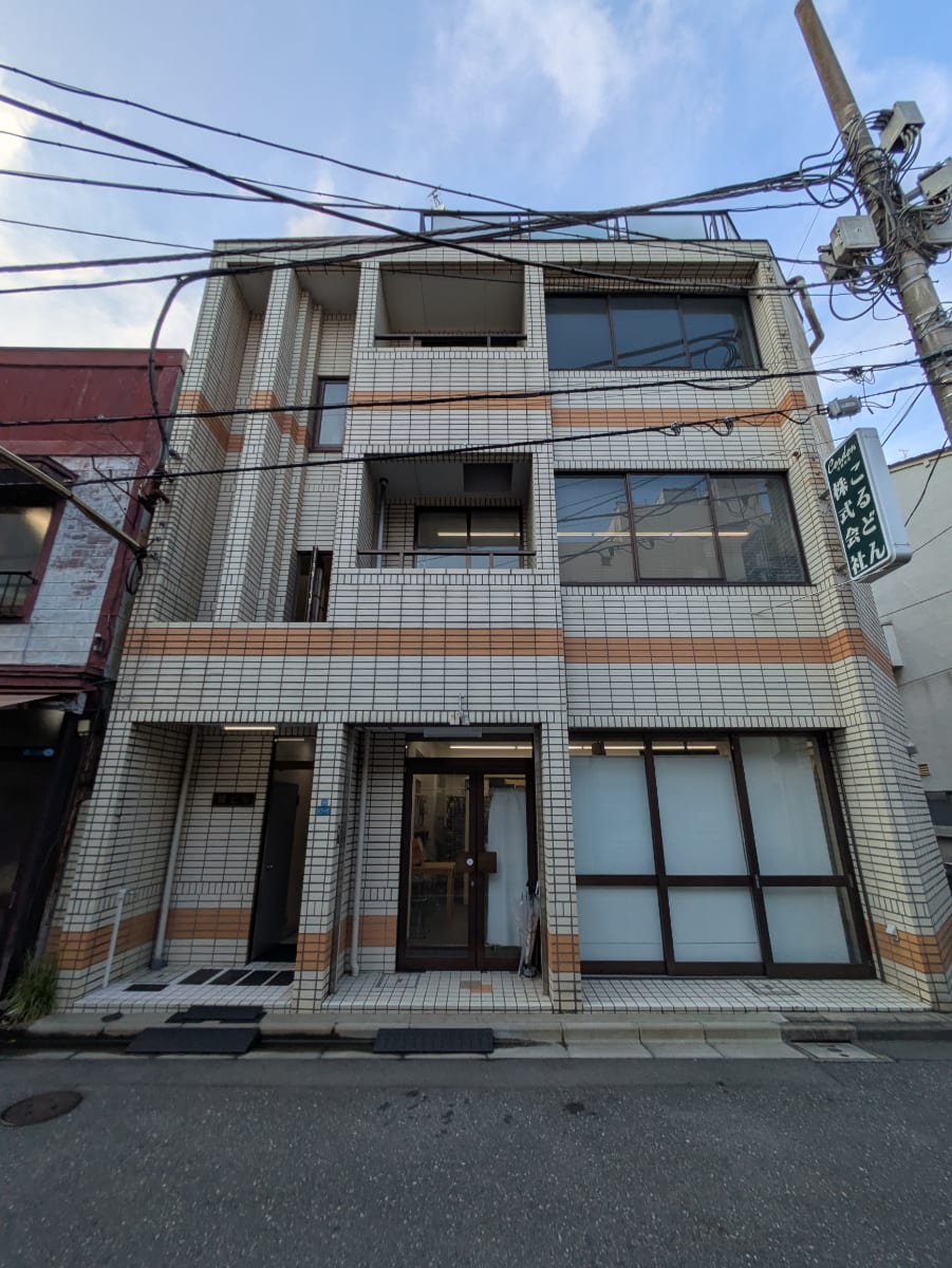 v20251012150813/fresh/building/J00100633701_6