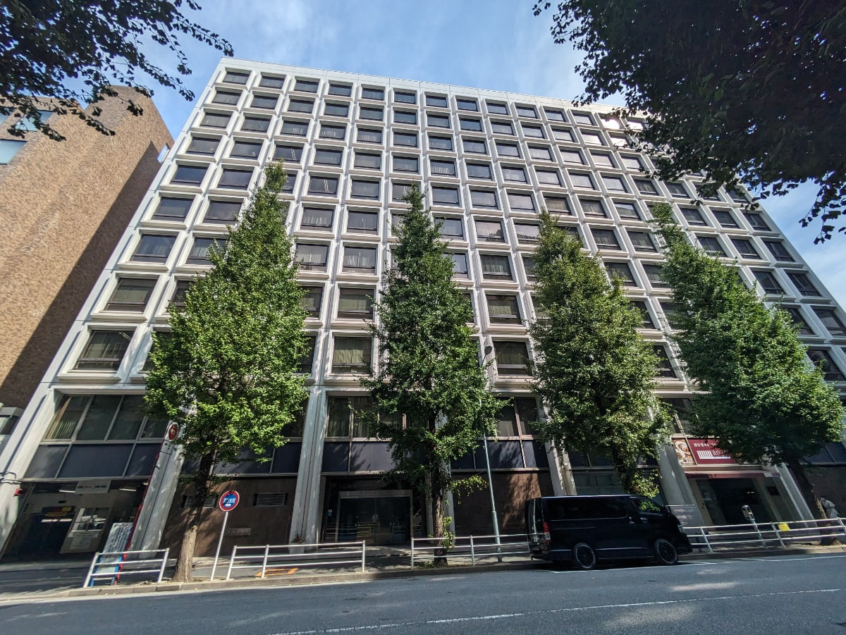 v20251013150705/fresh/building/J00100357323_6