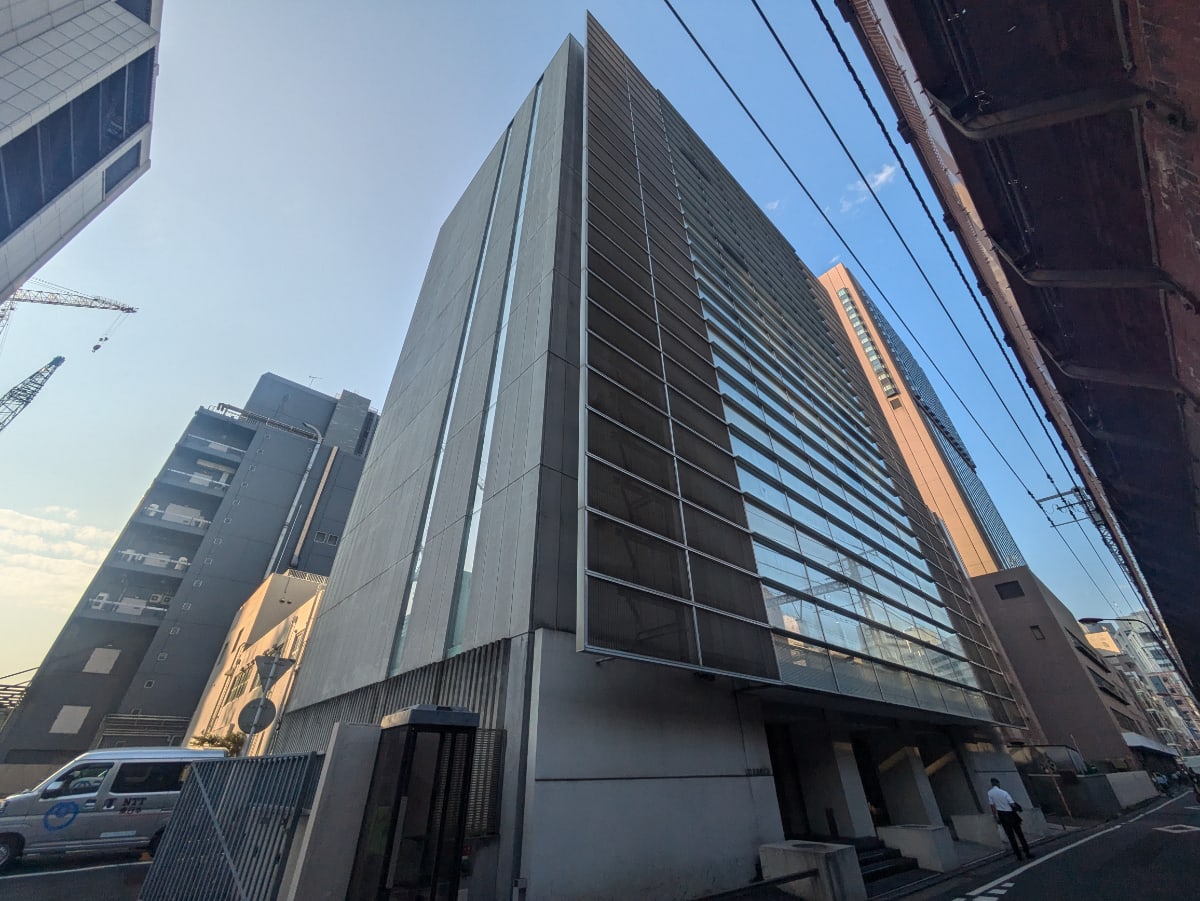v20251013150705/fresh/building/J00100357478_1