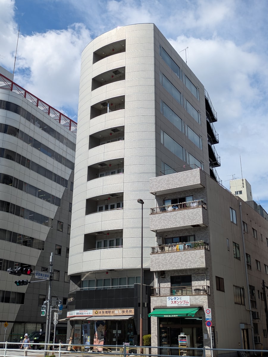 v20251013150705/fresh/building/J00100370849_5