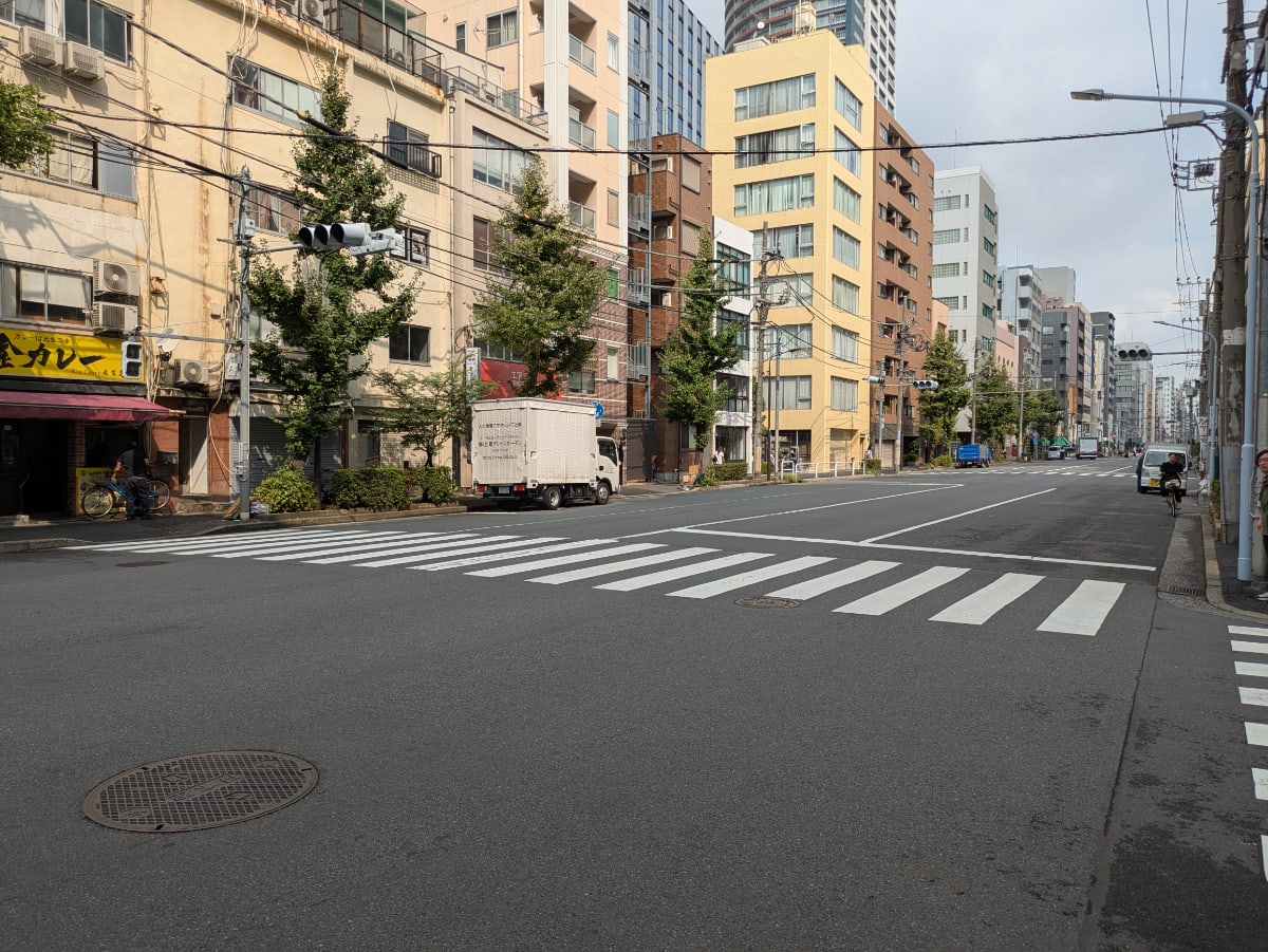 v20251013150705/fresh/building/J00100372847_15