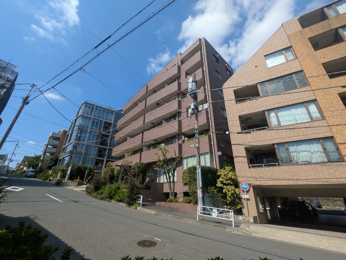 v20251013150705/fresh/building/J00100373129_5