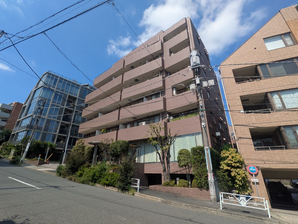 v20251013150705/fresh/building/J00100373129_6